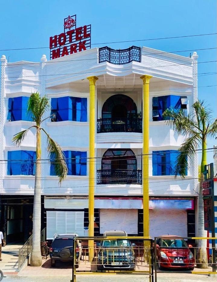 Hotel Mark Ujaim Exterior foto